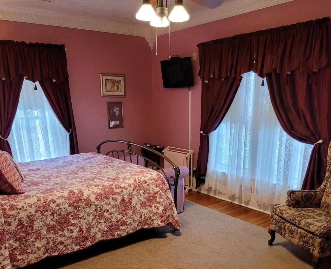 Prairie House Manor Bed And Breakfast De Smet Екстериор снимка