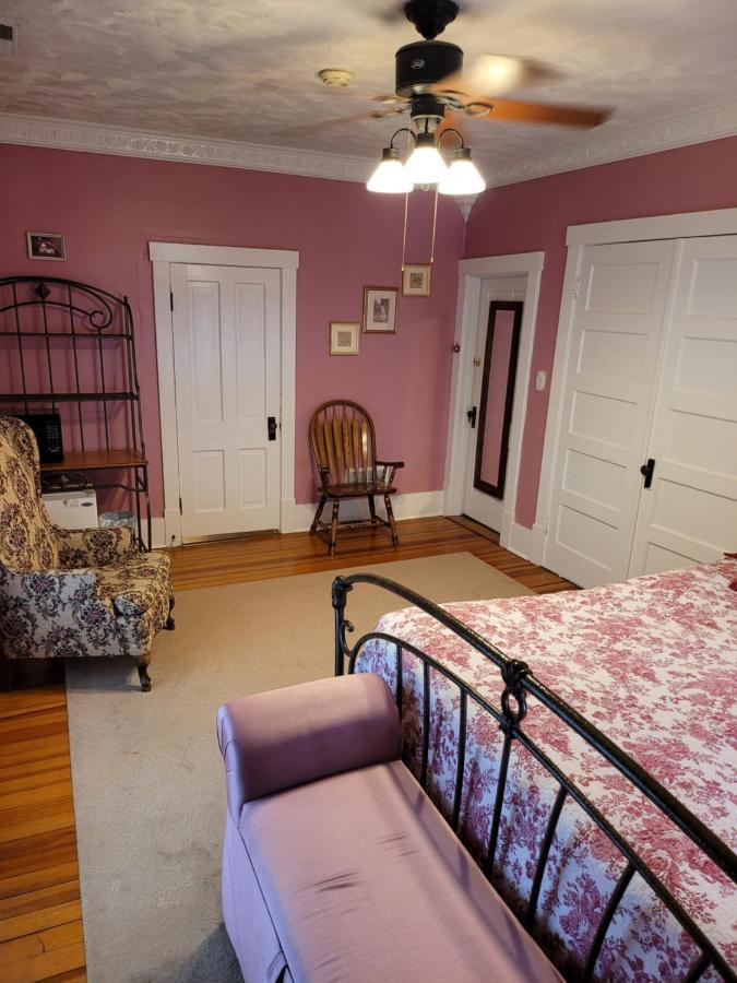 Prairie House Manor Bed And Breakfast De Smet Екстериор снимка